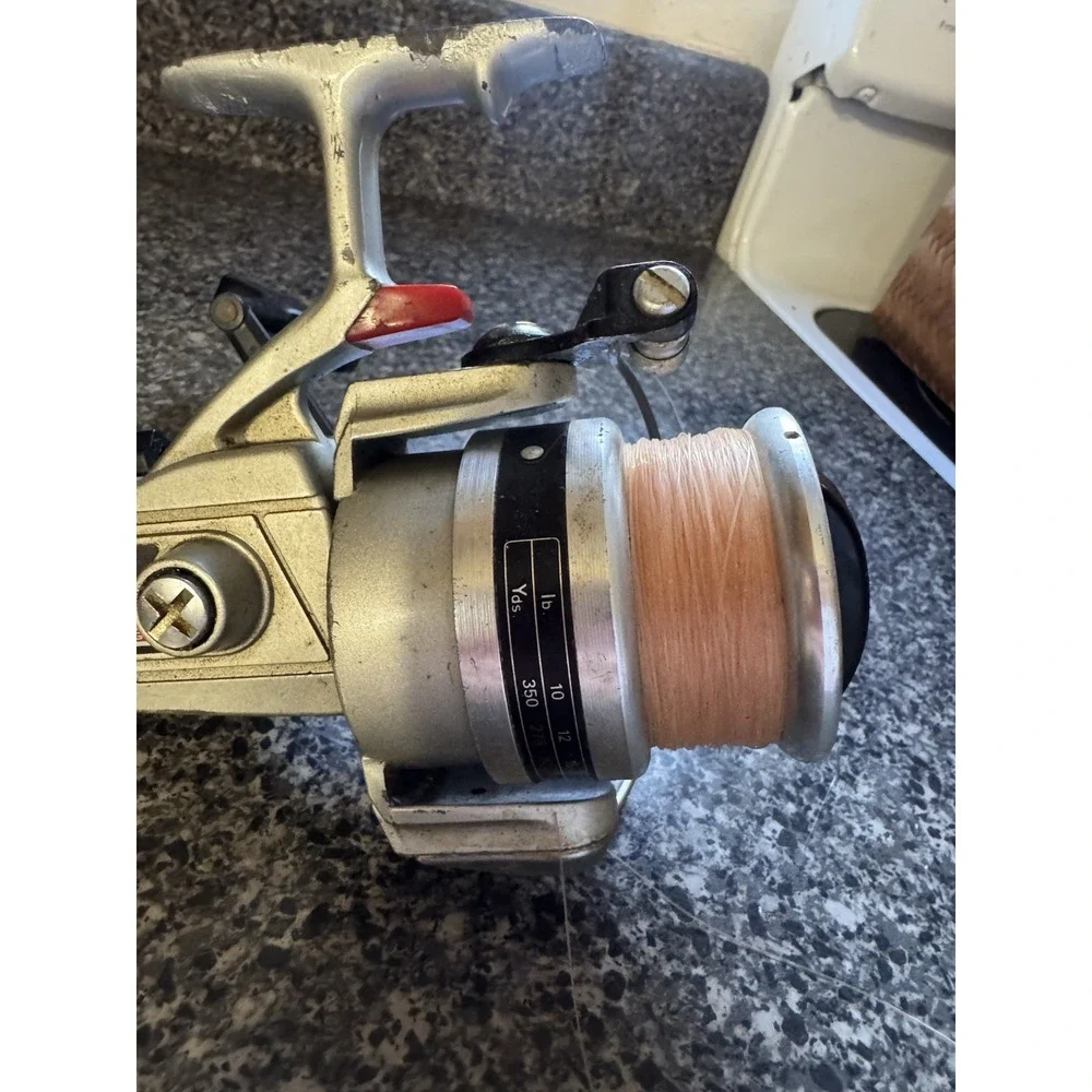 Vintage Daiwa 2600PS / Ball Bearing‎ High Speed Spinning Reel Made in Japan